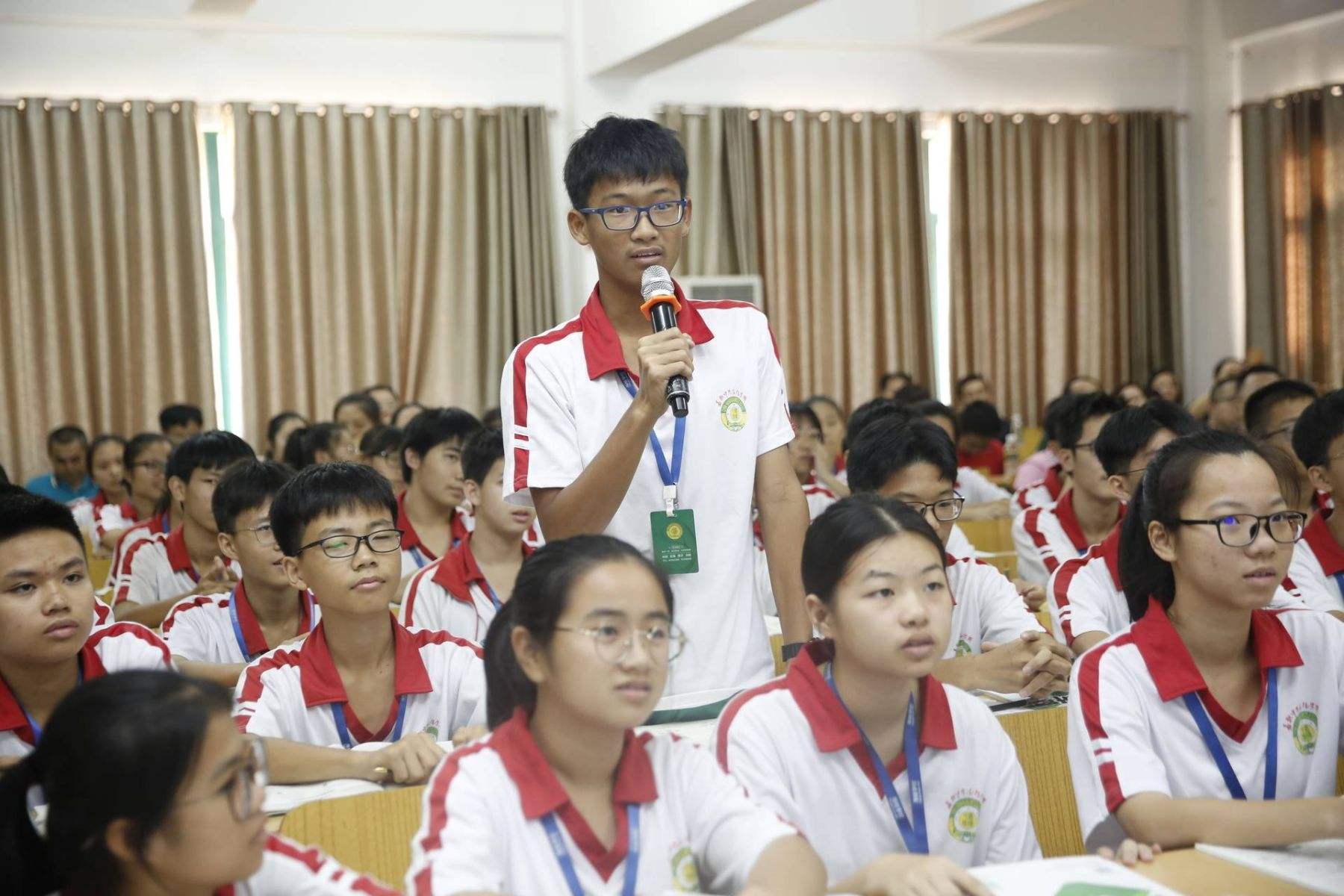 嘉积中学海桂学校 嘉积中学海桂学校学费 